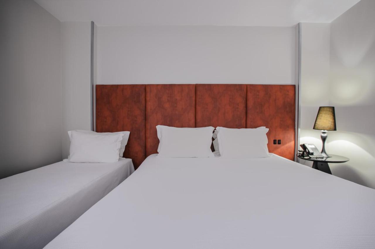 Brut By Slaviero Hoteis Balneário Camboriú Exteriör bild