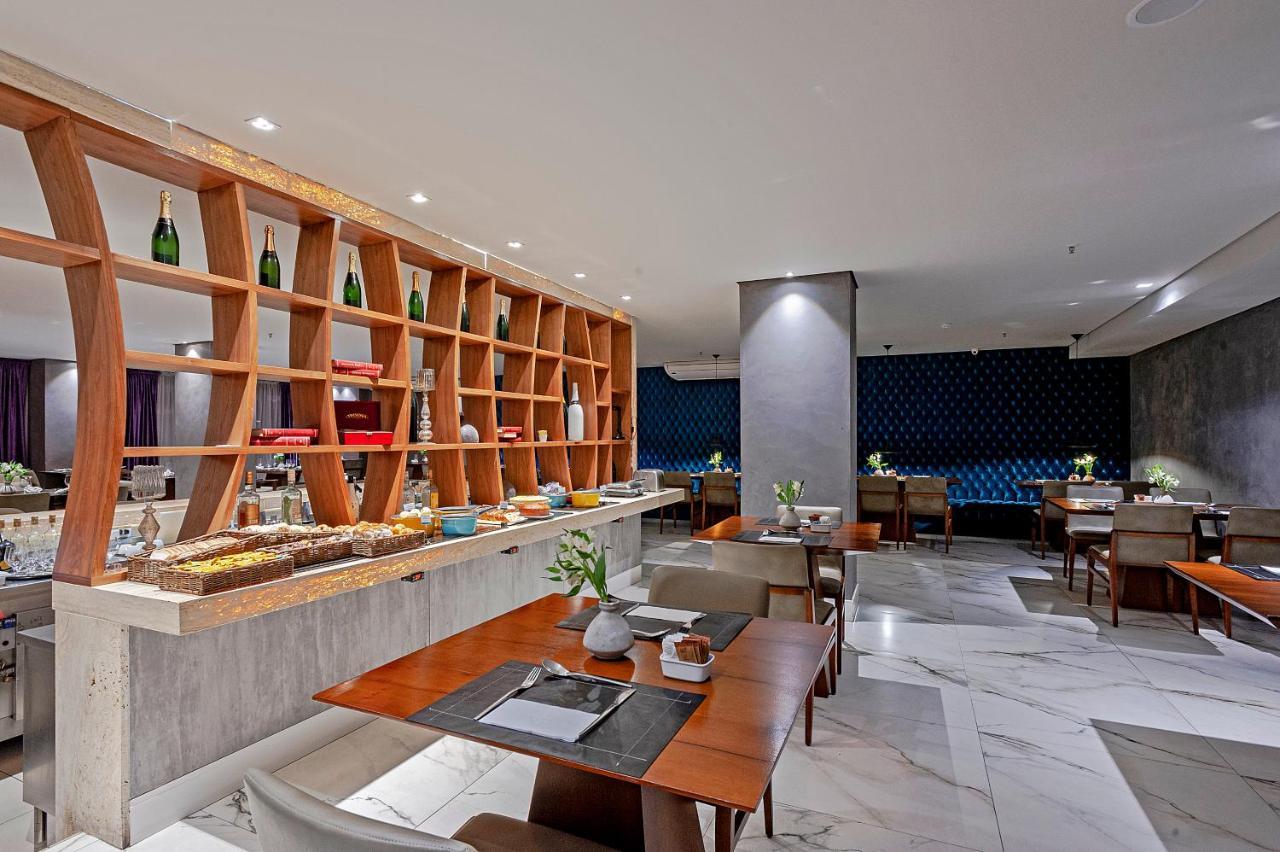 Brut By Slaviero Hoteis Balneário Camboriú Exteriör bild